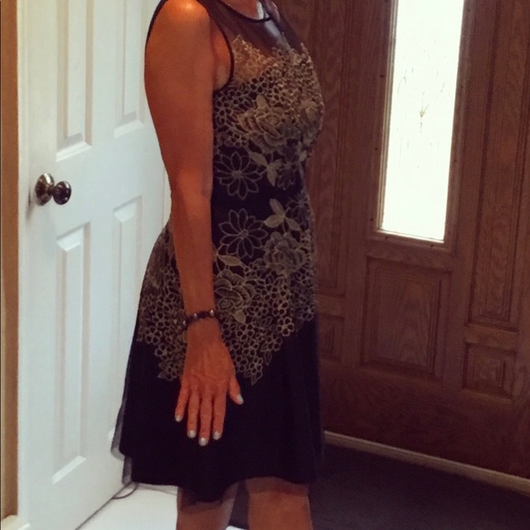 Black and Gold Cocktail Dress - Picture 3 of 4